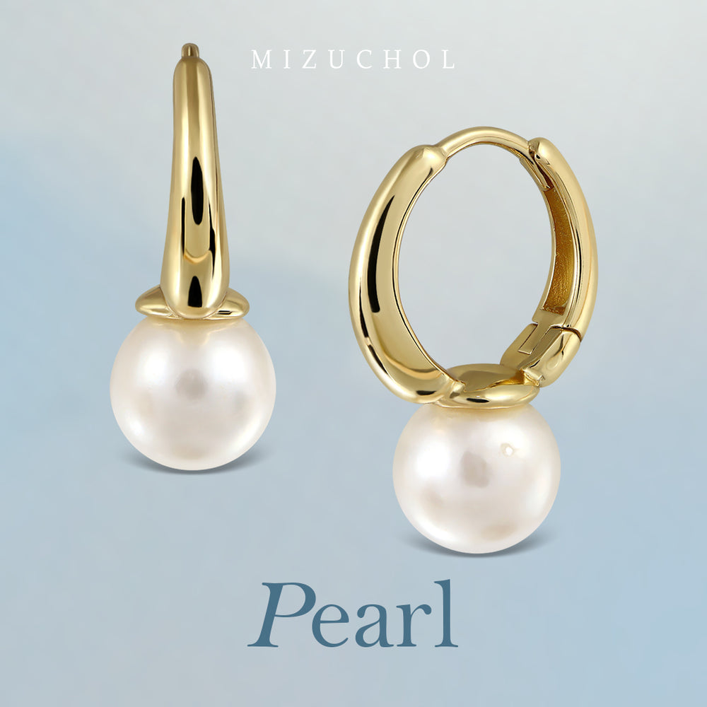 Dreamy Cloud Huggie Earrings - Fresh Water Pearl