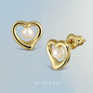 Clouds or Heart Earrings Stud - Natural Pearl
