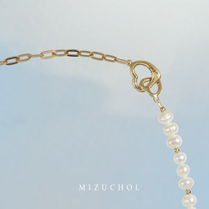 Canvas of Clouds Stackable Necklace - Natural Pearl