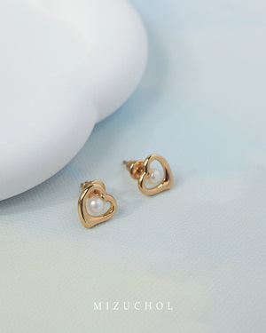 Clouds or Heart Earrings Stud - Natural Pearl