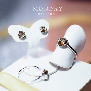 แหวนพลอยประจำวันเกิด เสริมการเงิน Monday | Lucky Me Ring- White Gold (Citrine)