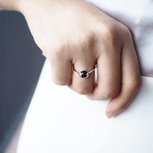 แหวนพลอยประจำวันเกิด (อาทิตย์) | Lucky Me Ring- White Gold (Brown Smoky Quart)